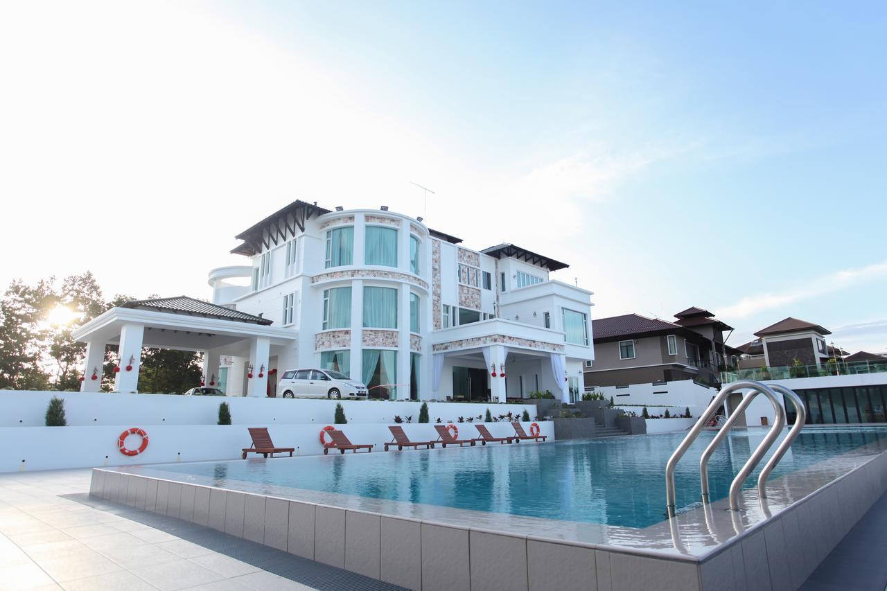 Hotel Casa Bianca Keluang Exteriér fotografie