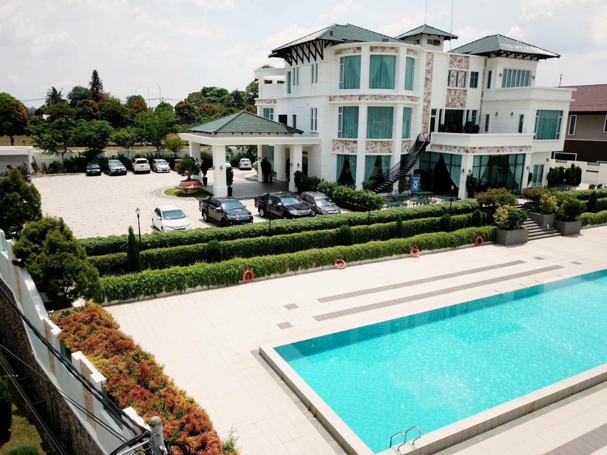 Hotel Casa Bianca Keluang Exteriér fotografie