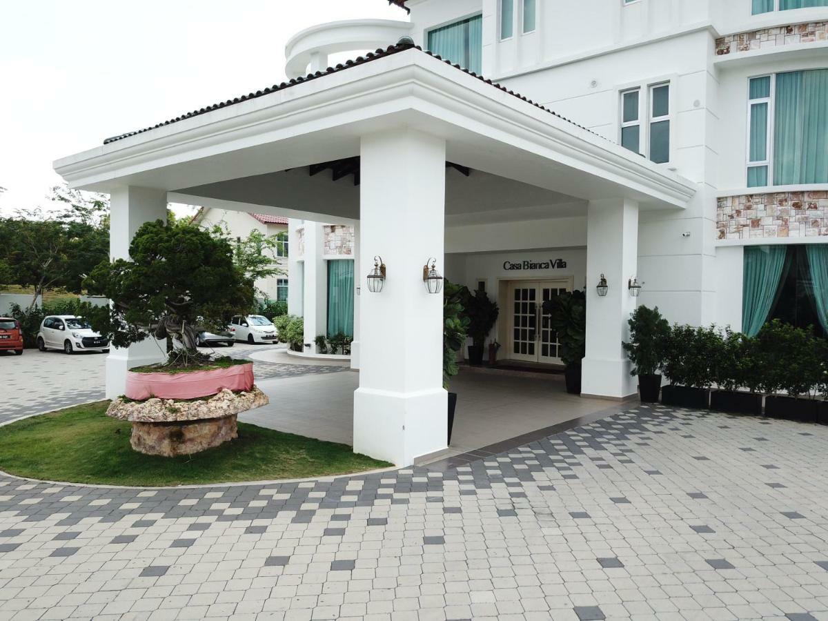 Hotel Casa Bianca Keluang Exteriér fotografie